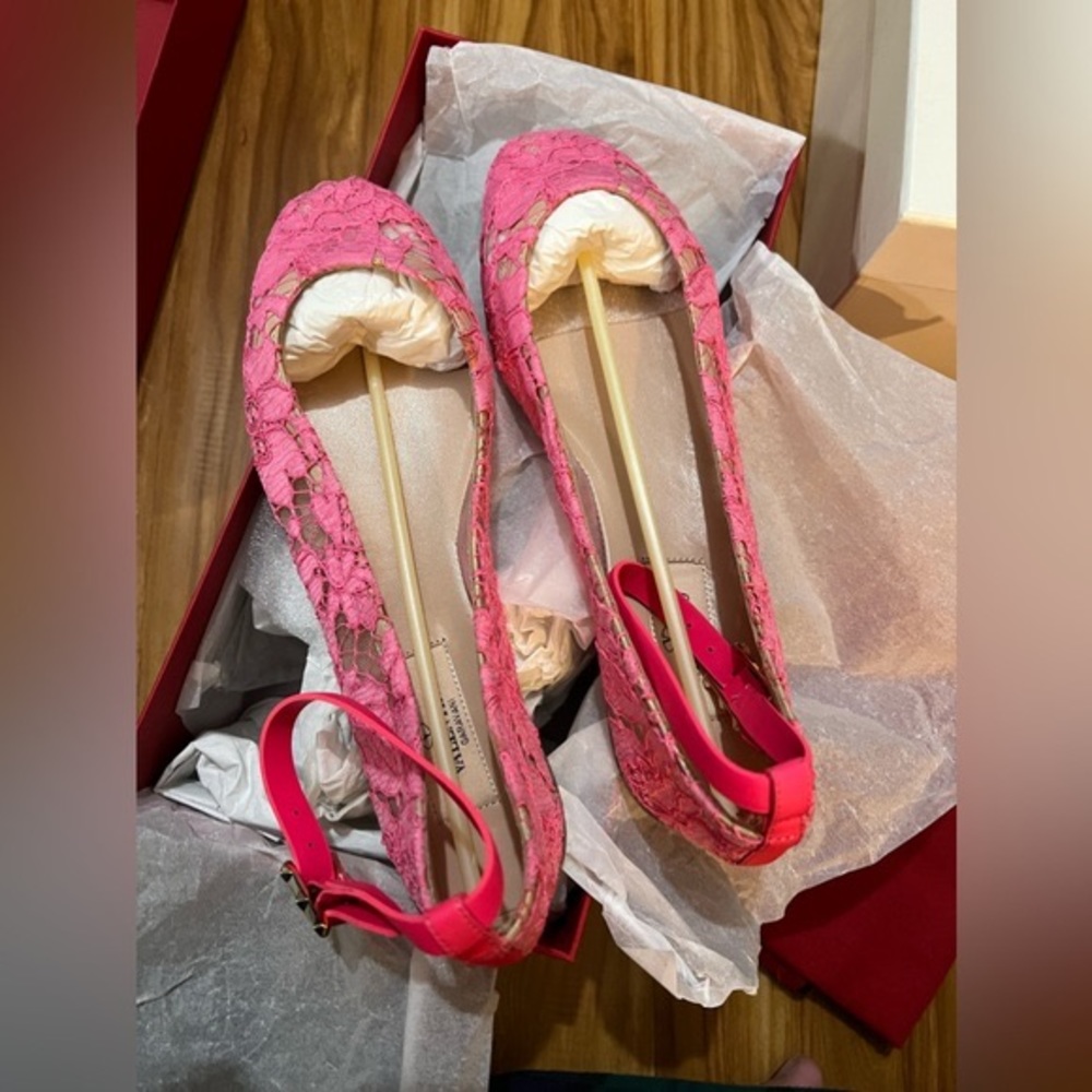 VALENTINO GARAVANI Lace Ankle Strap Ballerina Flats, Size 36.5